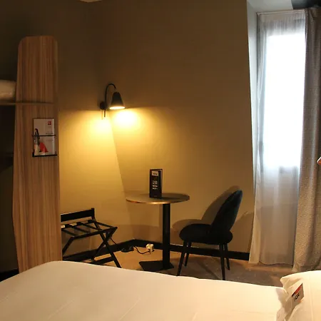 Ibis Centre Gare Nord Hotel 3*
