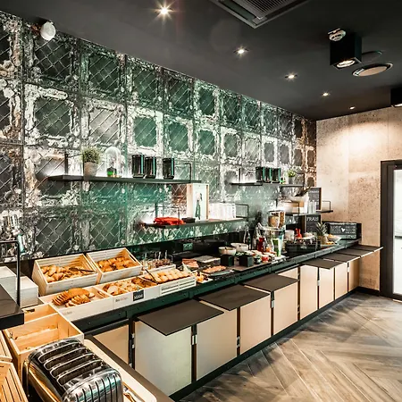 Ibis Centre Gare Nord 3*