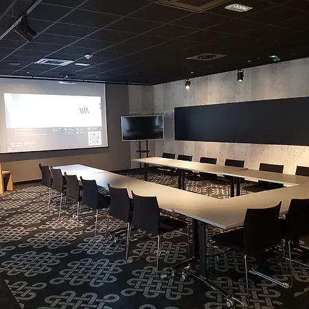 Ibis Centre Gare Nord Hotel