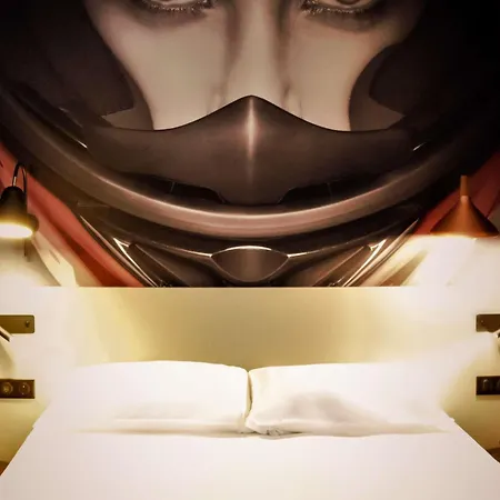 Ibis Centre Gare Nord 3*