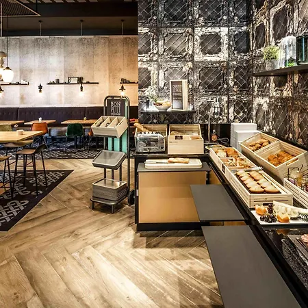 Hotel Ibis Centre Gare Nord 3*