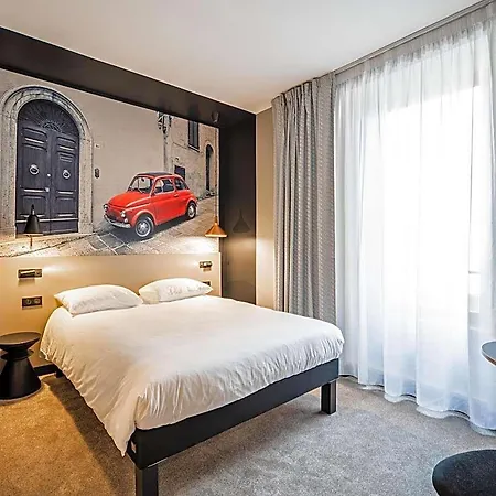 Ibis Centre Gare Nord Hotel
